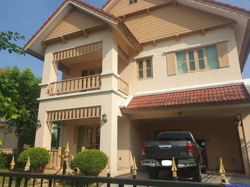 ให้เช่าบ้านเดี่ยว หมู่บ้านวรารมย์ บางบอน 4 ซอย 7 ขนาด 150 ตรว. มีแอร์ครบพึ่งเปลี่ยนแอร์ใหม่ ทาสีบ้านใหม่