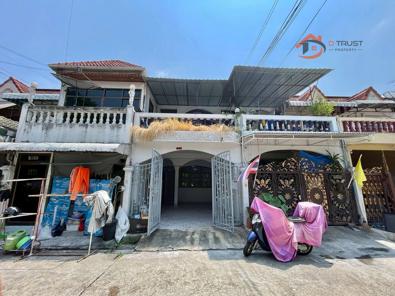 ขายทาวน์เฮ้าส์ 2 ชั้น หมู่บ้านสุขสบาย ลาดพร้าว 87 แยก 10 แขวงเจ้าคุณสิงห์ เขตวังทองหลาง