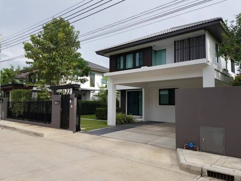ให้เช่าบ้านเดี่ยว มัณฑนา บางนา พร้อมเข้าอยู่ ใกล้ Mega Bangna และ Concordian International School