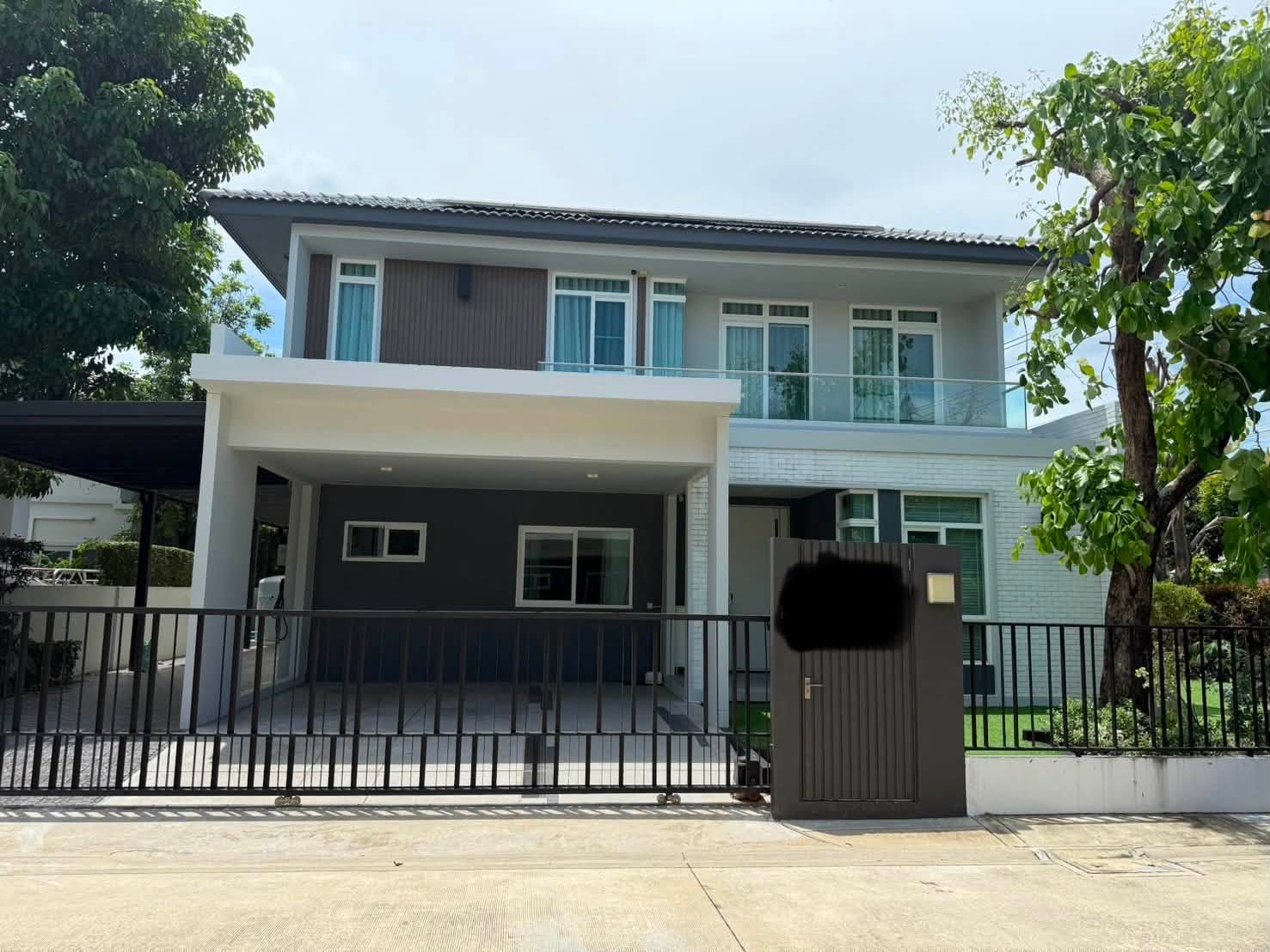 ให้เช่า บ้านเดี่ยว มัณฑนา 2 บางนา กม.7 | 86 ตร.ว. | 4 ห้องนอน | Solar Cell + EV Charger | Pet Friendly