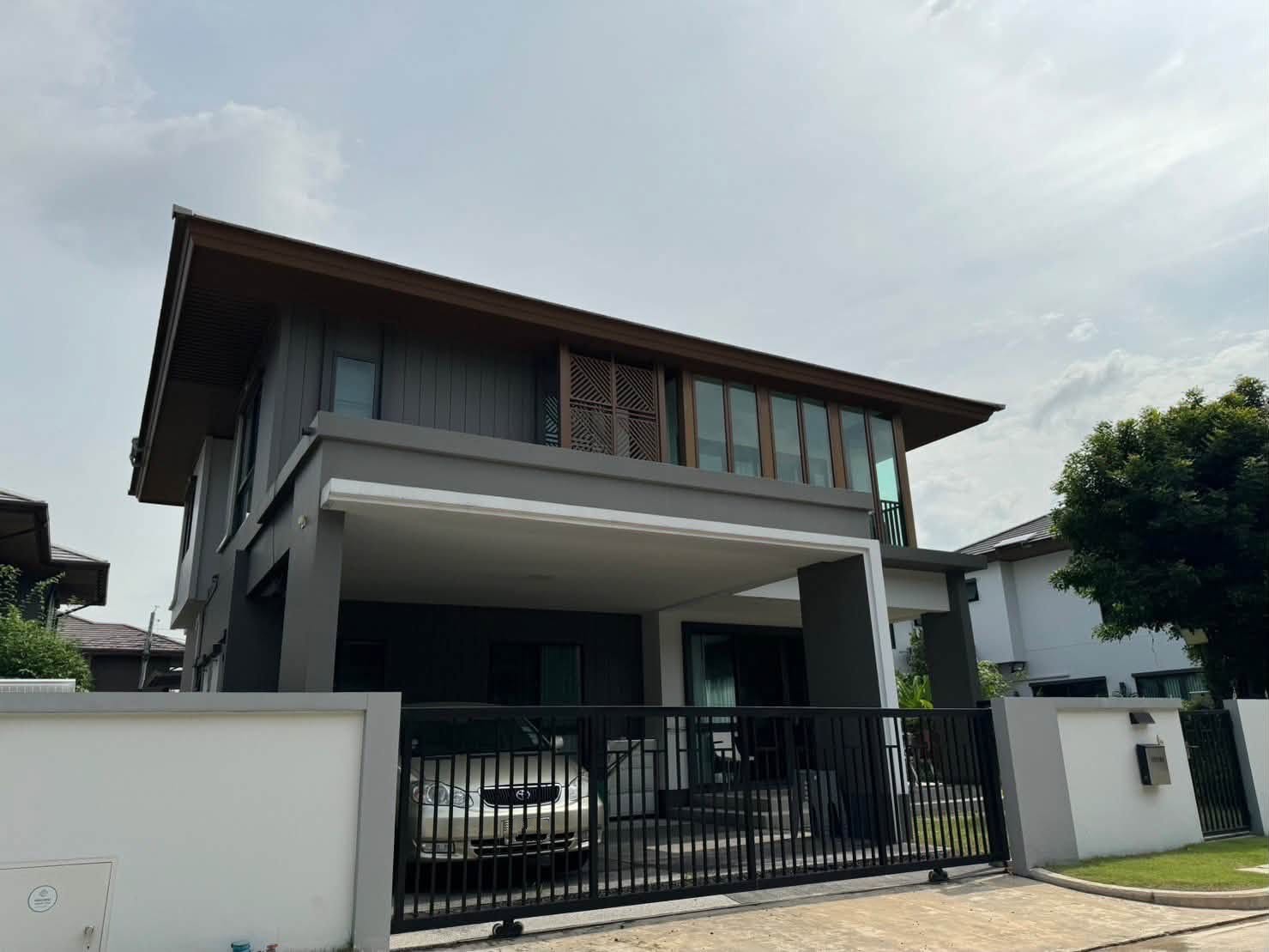 ให้เช่า บ้านเดี่ยว บุราสิริ พัฒนาการ | บ้านติดสวน–ติด Clubhouse | Pet Friendly | รับทุกสัญชาติ