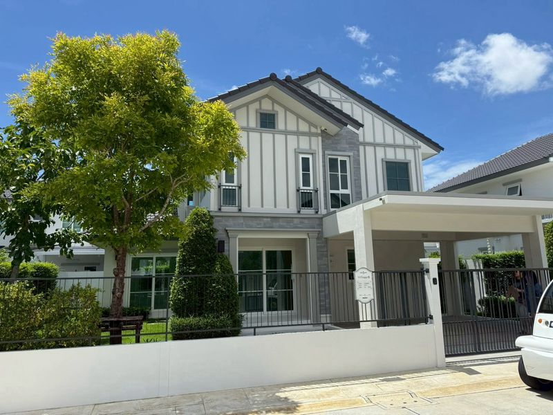 ให้เช่า บ้านเดี่ยว Villaggio 3 ศรีนครินทร์–บางนา | บ้านใหม่ | แปลงใหญ่ 63 ตร.ว. | ใกล้สวน–Clubhouse | Pet Friendly