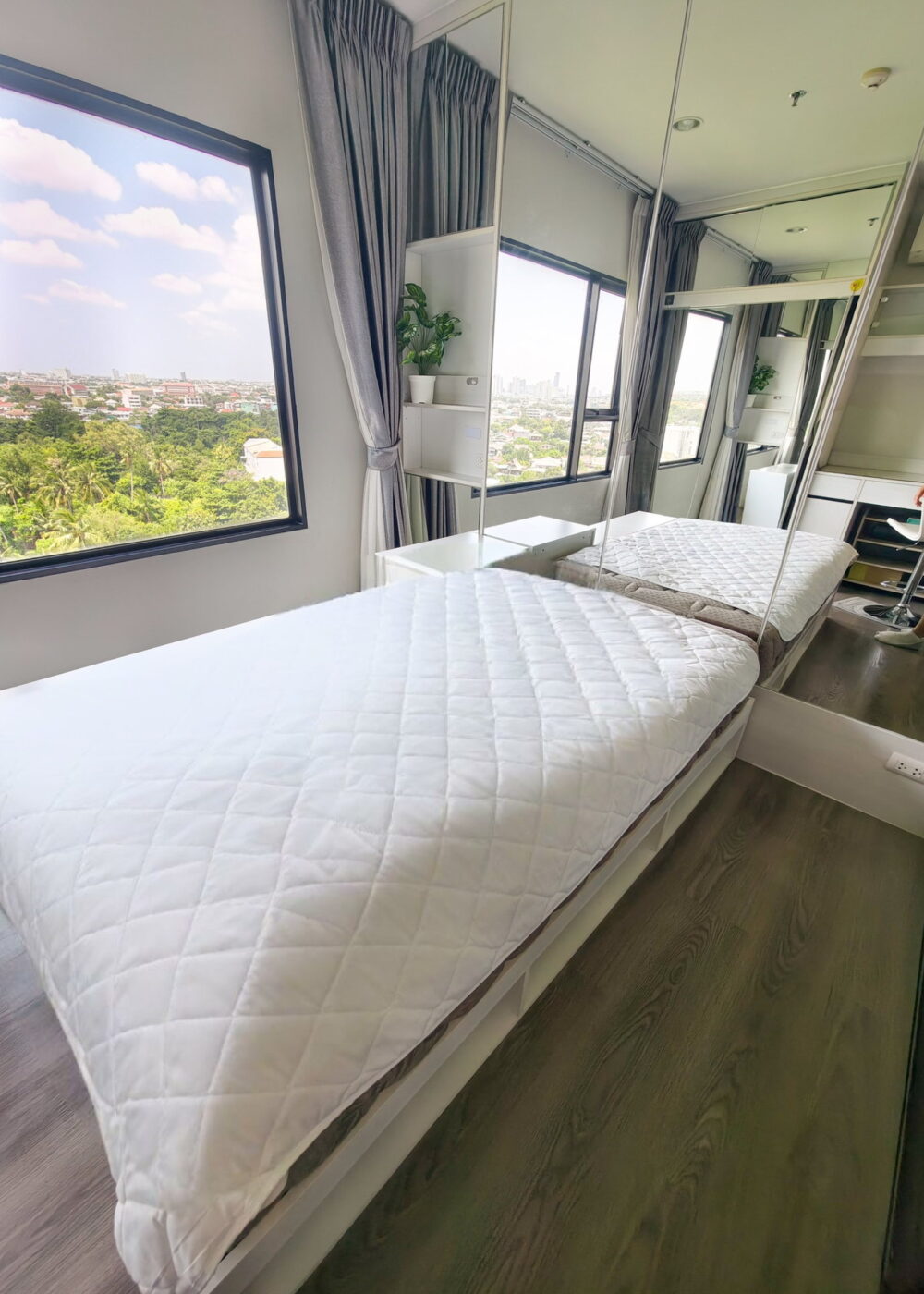 ให้เช่าคอนโด Aspire สาทร – ตากสิน Copper Zone ชั้น 11 ขนาด 26 ตร.ม. ห้อง Studio เฟอร์นิเจอร์และเครื่องใช้ไฟฟ้าครบของใหม่ทั้งหมด