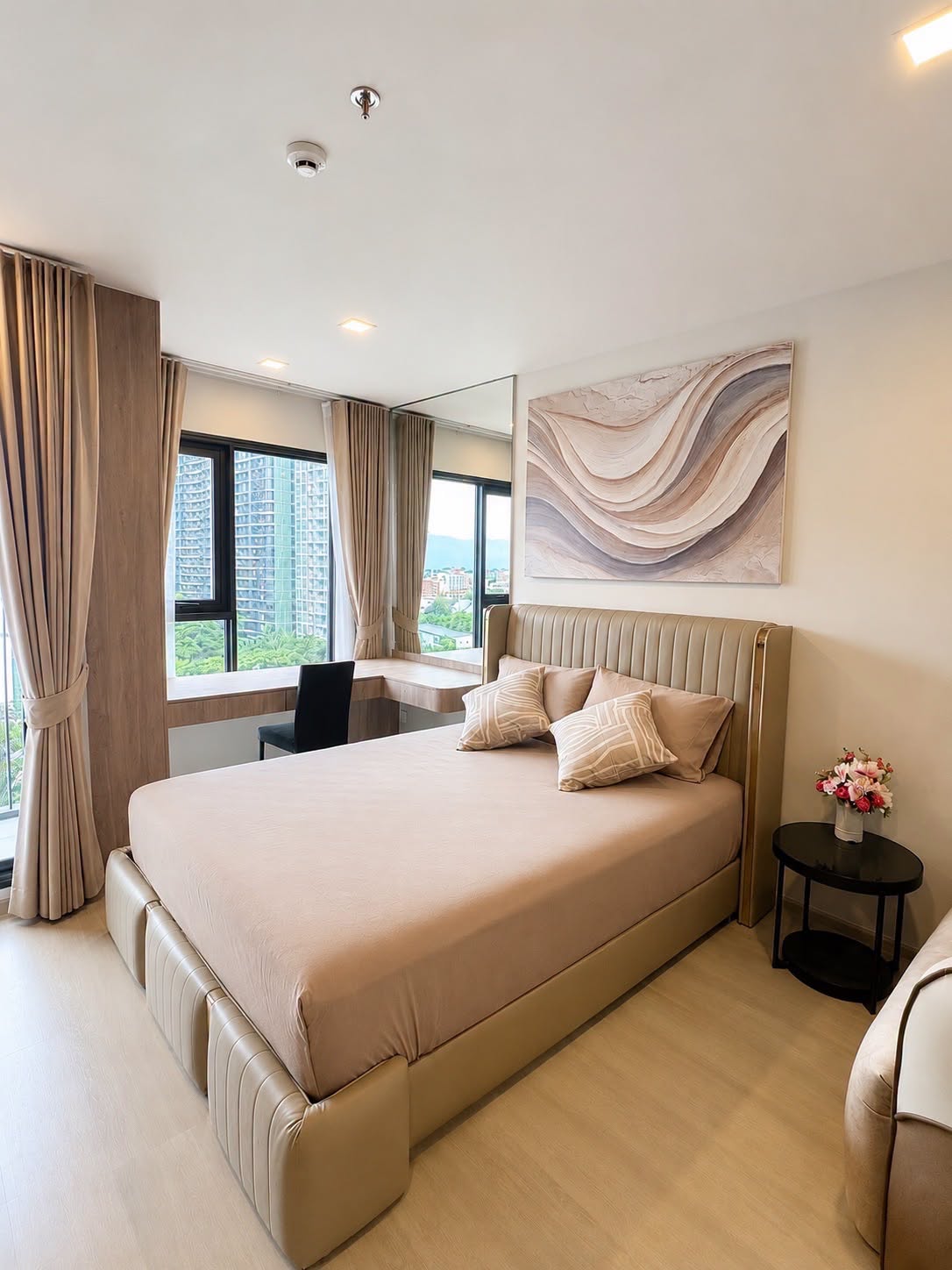 ให้เช่าคอนโด Life Phahon Ladprao ชั้น 10 ห้องใหม่ตกแต่งเสร็จ ไม่เคยมีผู้พักอาศัยมาก่อน เฟอร์นิเจอร์บิวท์อิน
