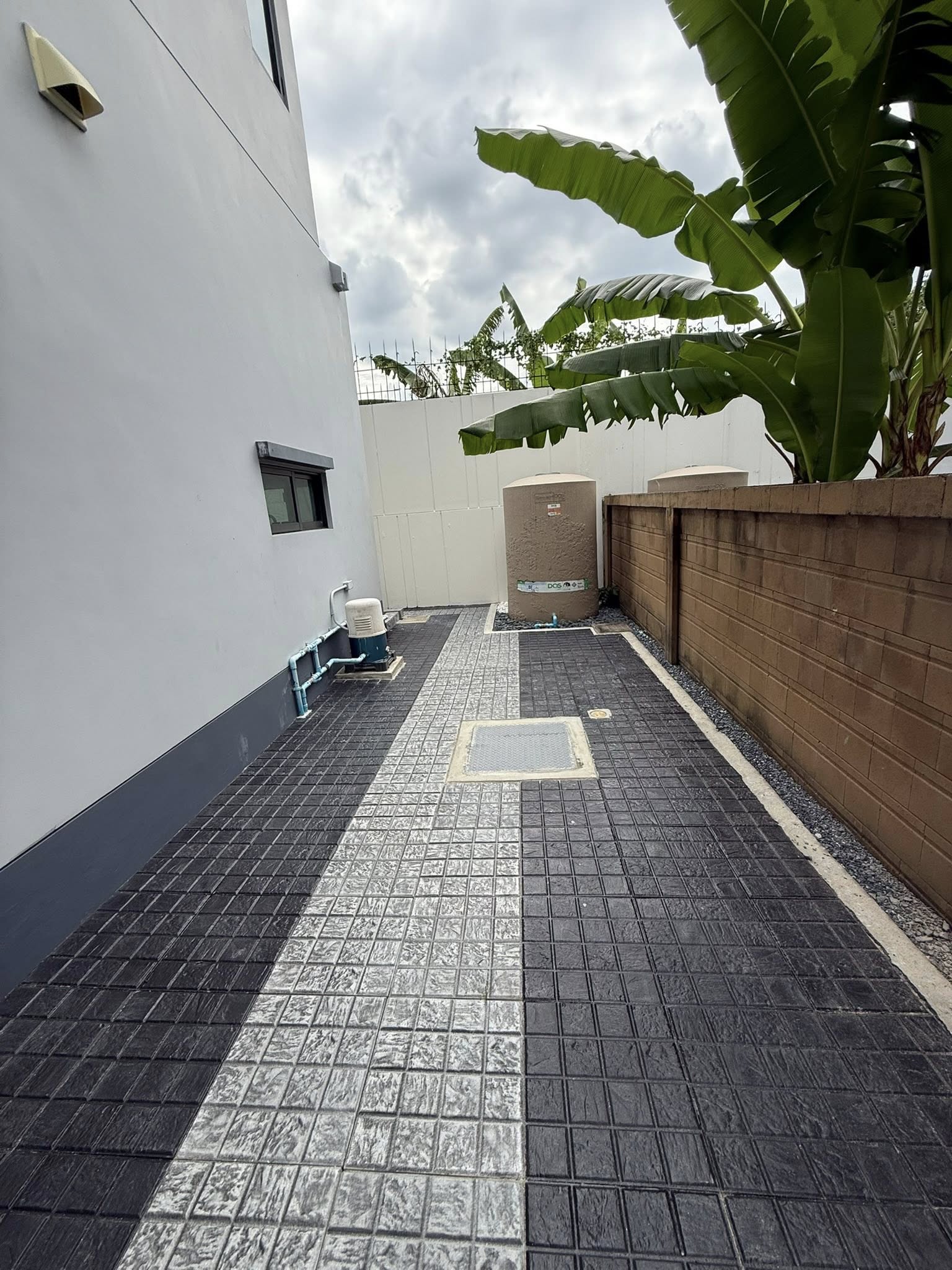 ให้เช่าบ้านเดี่ยว Setthasiri Pattanakarn บ้านรีโนเวทใหม่ทั้งหลัง พร้อมเข้าอยู่ ยินดีต้อนรับสัตว์เลี้ยง - Image 6