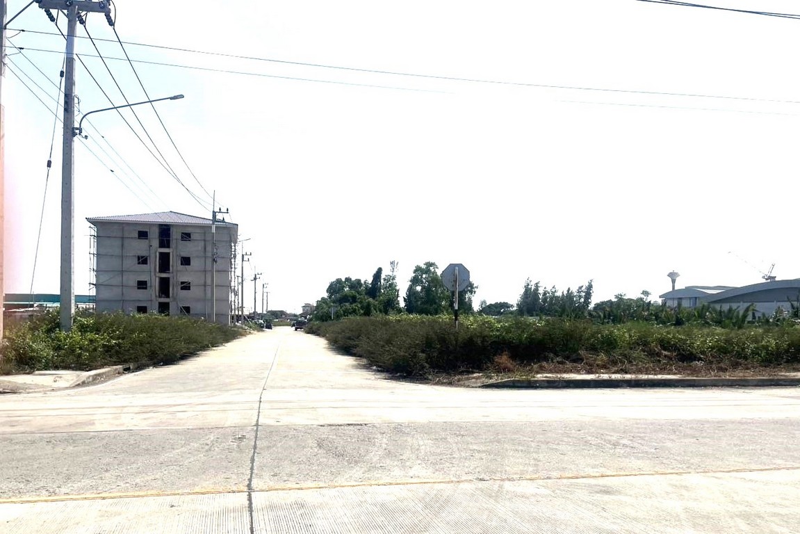 ขายที่ดินเปล่า เนื้อที่ 2ไร่ 64.3 ตรว. ถนนเอกชัย โคกขาม สมุทรสาคร (ติดถนน) แปลงสวย  - Image 3