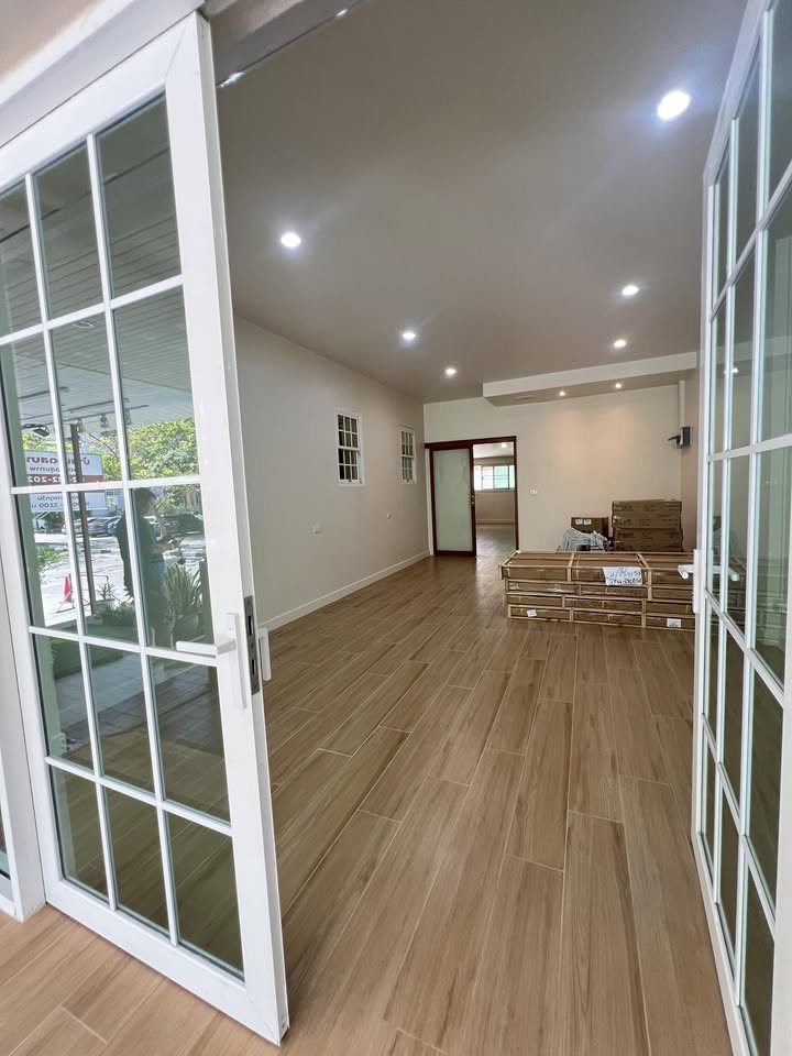 Home Office 4 ชั้น ให้เช่า พร้อมเข้าอยู่  พระราม 9 ซอย 7 – ถนนทวีมิตร ใกล้แยก อสมท.   - Image 3