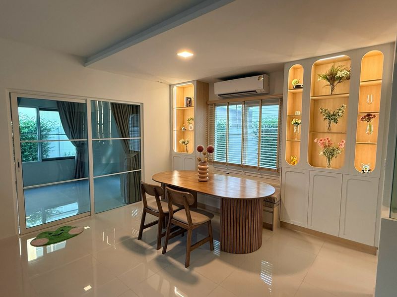 ให้เช่า บ้านเดี่ยว Villaggio 3 ศรีนครินทร์–บางนา | บ้านใหม่ | แปลงใหญ่ 63 ตร.ว. | ใกล้สวน–Clubhouse | Pet Friendly - Image 3