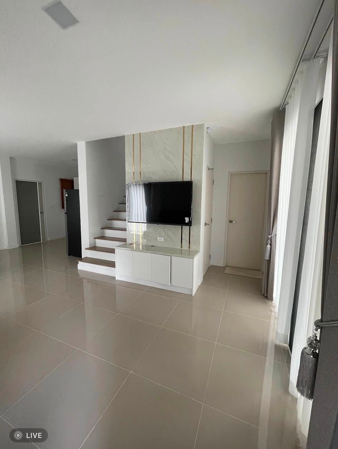 ให้เช่า บ้านแฝด Grand Pleno Mega Bangna | 3 ห้องนอน | ใกล้ Mega Bangna 800 ม. | Pet Friendly | พร้อมเข้าอยู่หลัง 15 ก.ย. 2569 - Image 3