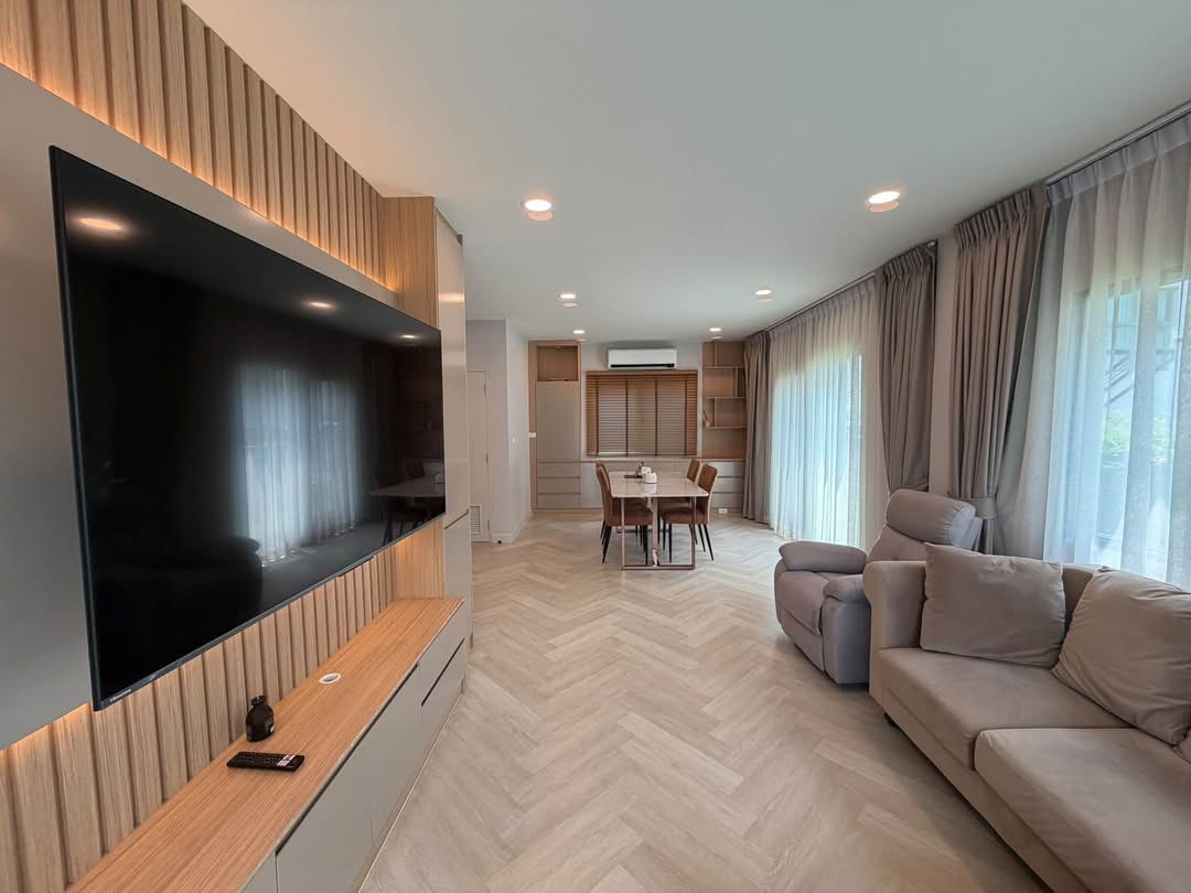 ให้เช่าบ้านเดี่ยว Centro Bangna (เซนโทร บางนา) เฟส 1 สไตล์ Modern Minimal | ตกแต่งครบ Fully Furnished | พร้อมเข้าอยู่ทันที - Image 3