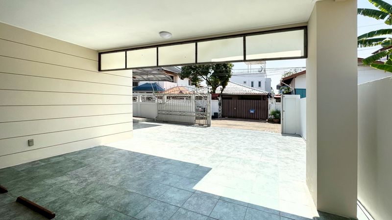 ให้เช่า บ้านเดี่ยวรีโนเวทใหม่ พัฒนาการ – ศรีนครินทร์ หมู่บ้านเคหะนคร 3  - Image 4