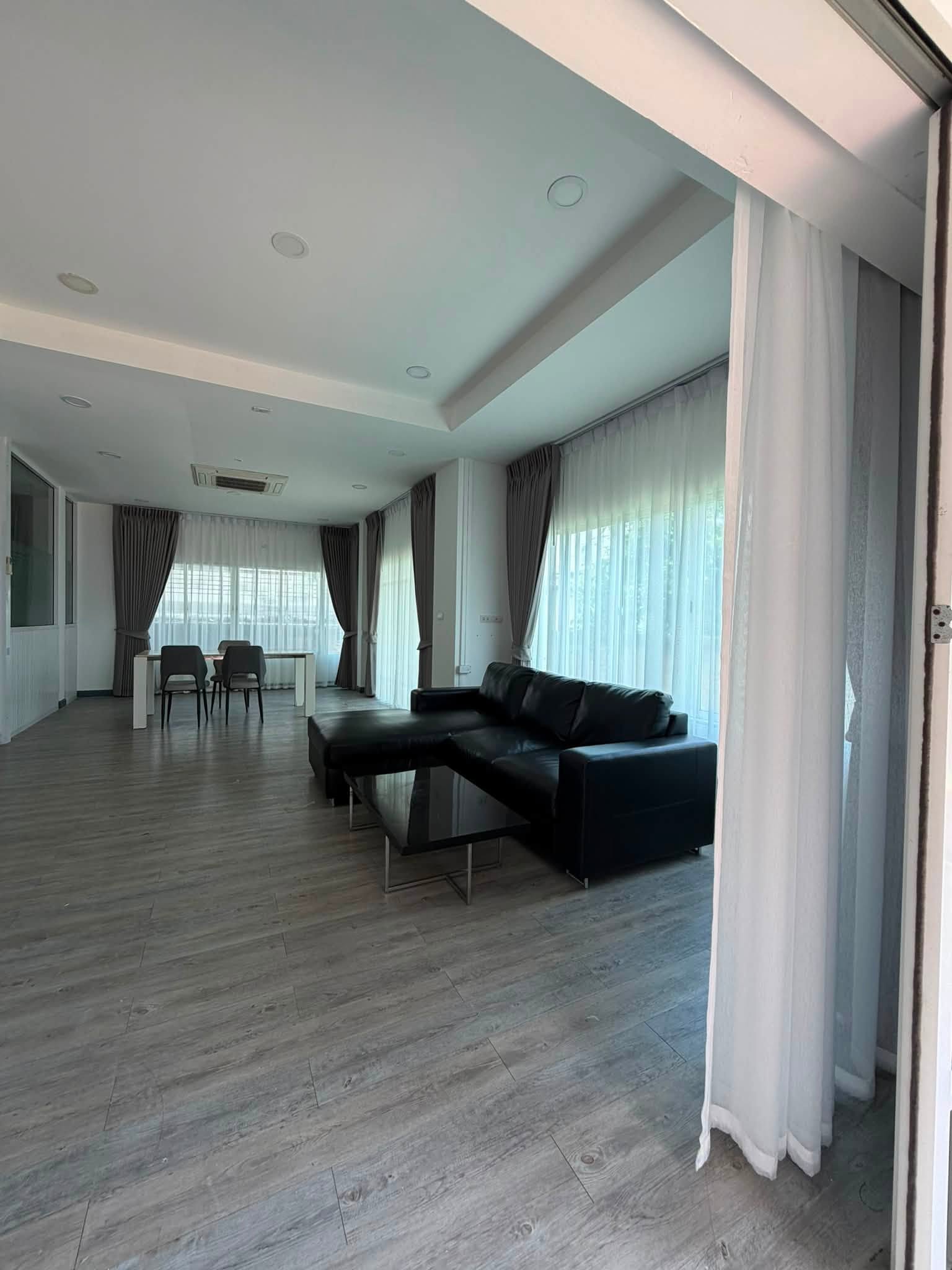 ขาย ให้เช่า บ้านเดี่ยว Le Neo 2 Srinakarin รีโนเวทใหม่ พร้อมเข้าอยู่ - Image 4