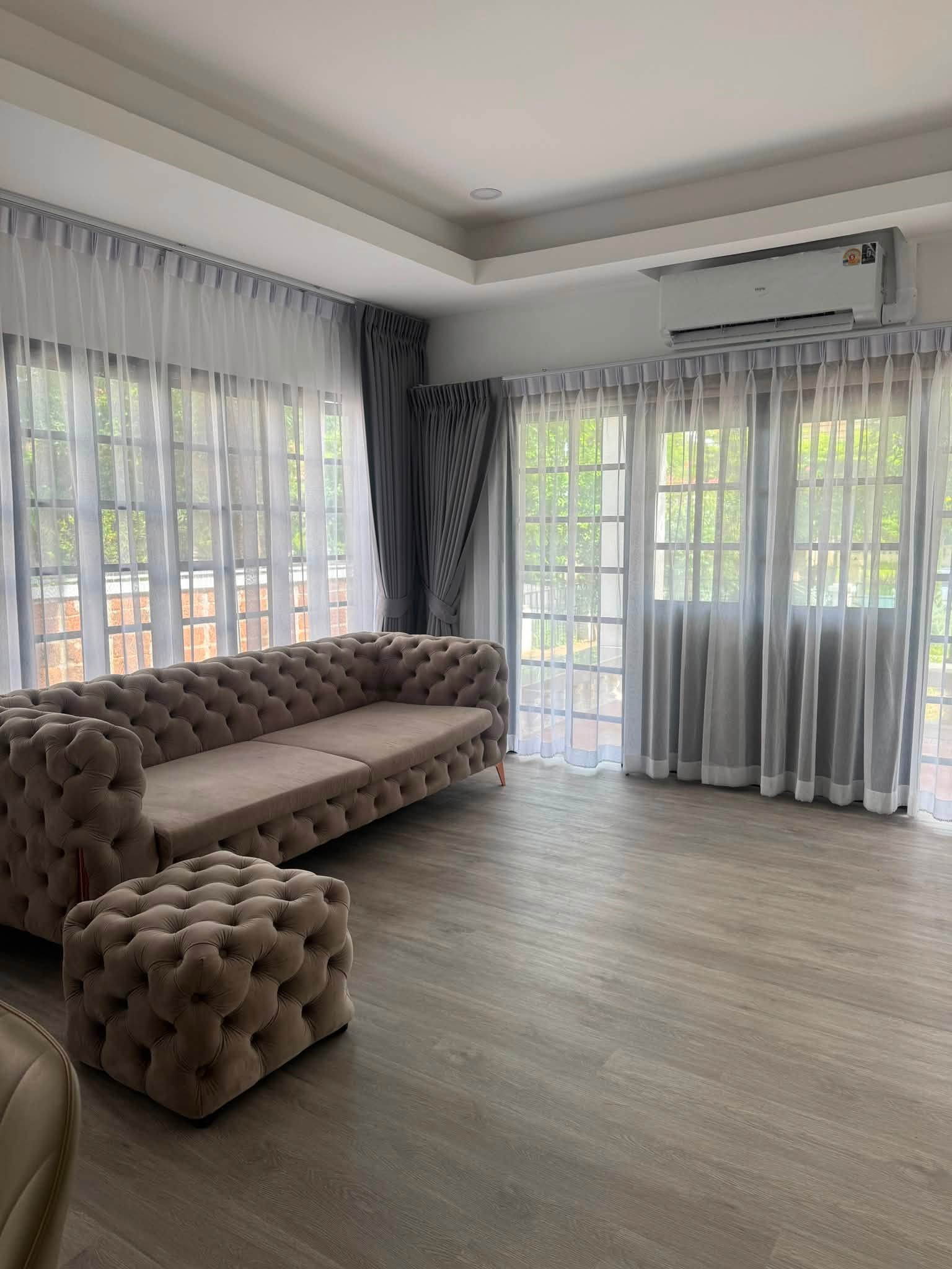 ให้เช่า บ้านเดี่ยว ลดาวัลย์ ศรีนครินทร์ ศรีด่าน 14 | ที่ดินใหญ่ 119 ตร.ว. | 4 ห้องนอน 5 ห้องน้ำ  - Image 4