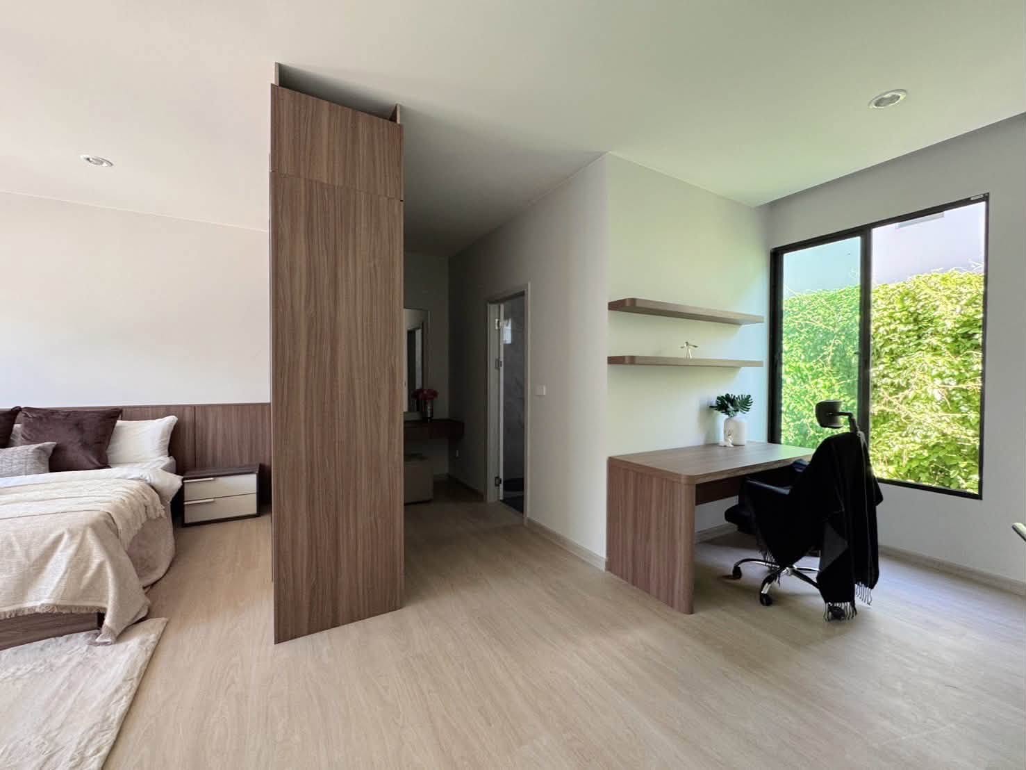 ให้เช่าโฮมออฟฟิศ 3 ชั้น บ้านตัวอย่างจากโครงการ Gravita พระราม 2-ท่าข้าม 250 ตรม.  - Image 4
