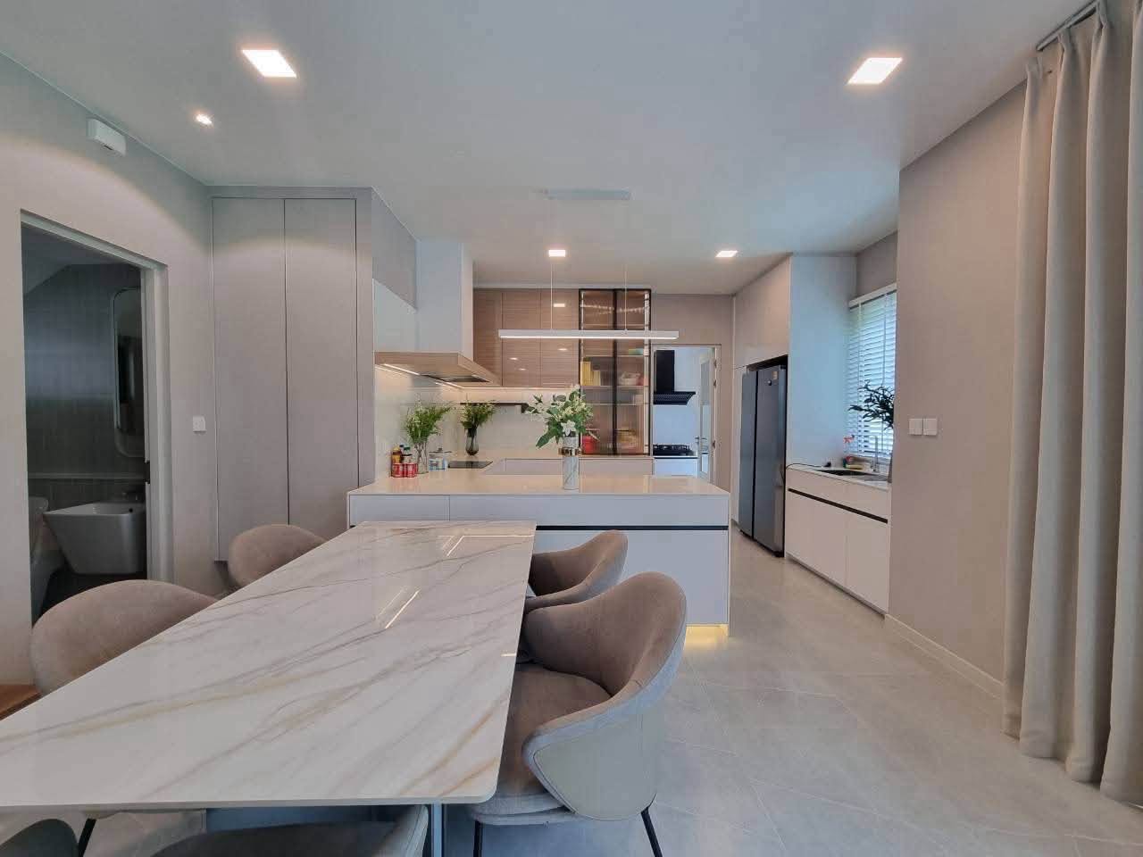 ให้เช่า บ้านเดี่ยว Mantana Bangna Km.15 | บ้านพรีเมียม 288 ตร.ม. | 4 ห้องนอน 5 ห้องน้ำ | ใกล้ Mega Bangna - Image 4