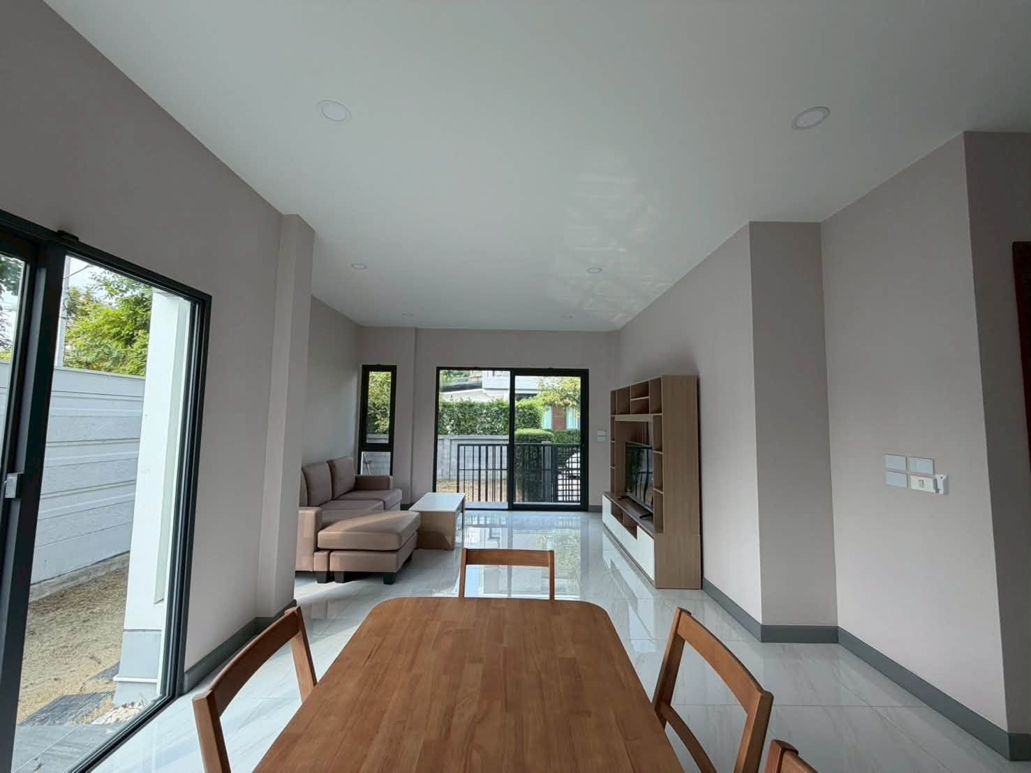 ให้เช่า ขาย บ้านเดี่ยว The City Sukhumvit–Onnut | บ้านแปลงมุม | 252 ตร.ม. | 4 ห้องนอน 5 ห้องน้ำ - Image 4