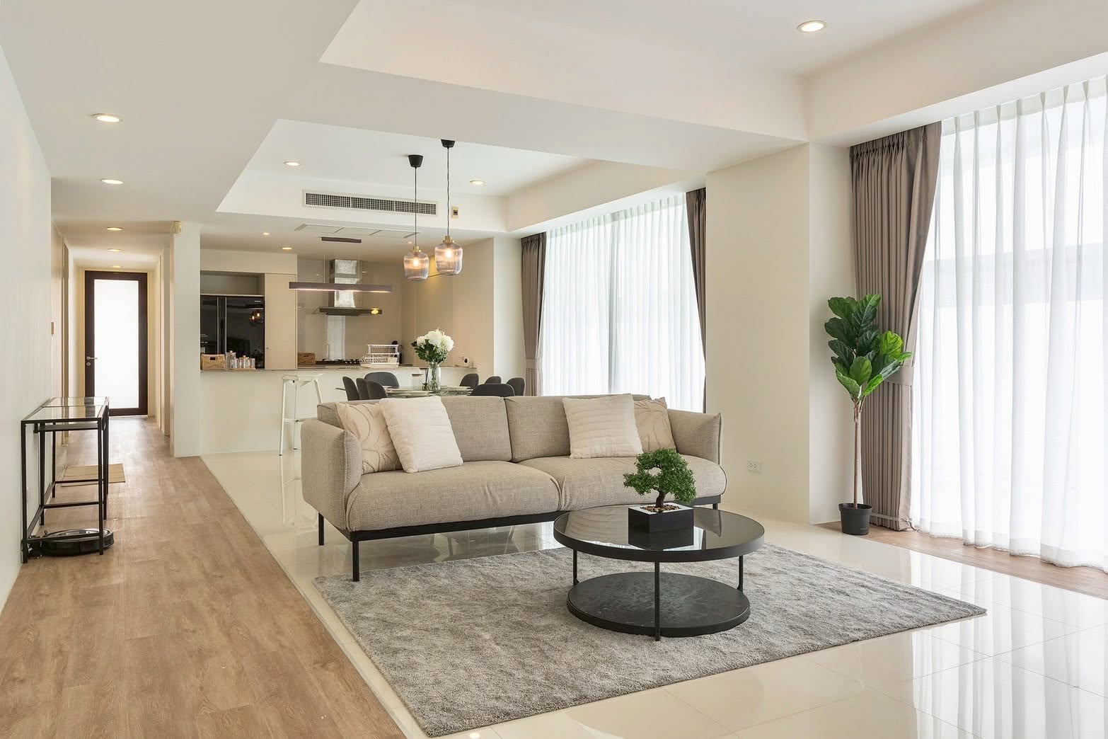 ให้เช่า บ้านเดี่ยว Courtyard Villa พระราม 9–วงแหวน | 340 ตร.ม. | 4 ห้องนอน 4 ห้องน้ำ | สระว่ายน้ำส่วนตัว | Fully Furnished - Image 4