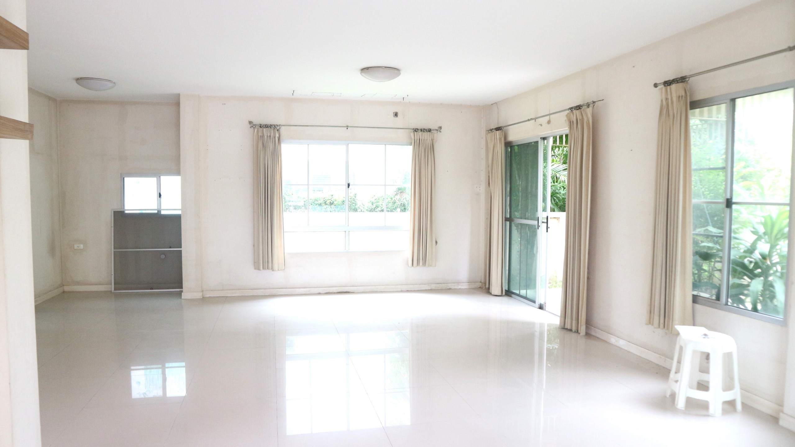 ขายบ้านเดี่ยว  ม.มัณฑณา ปิ่นเกล้า-พระราม5 (เนื้อที่ 61.2 ตรว.) มหาสวัสดิ์  บางกรวย นนทบุรี โครงการติดถนนนครอินทร์  ราคาดี  ใกล้วงเวียนพระราม5 ใกล้ ม.ราชพฤกษ์ พระราม5  เดินทางสะดวกมาก   - Image 5