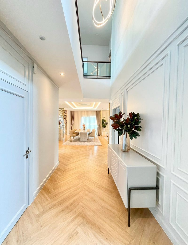 ให้เช่า บ้านเดี่ยวหรู THE CITY บางนา | บ้านไซส์ใหญ่สุด 416 ตร.ม. | ถนนเมน | ใกล้ Clubhouse | Modern Luxury - Image 5