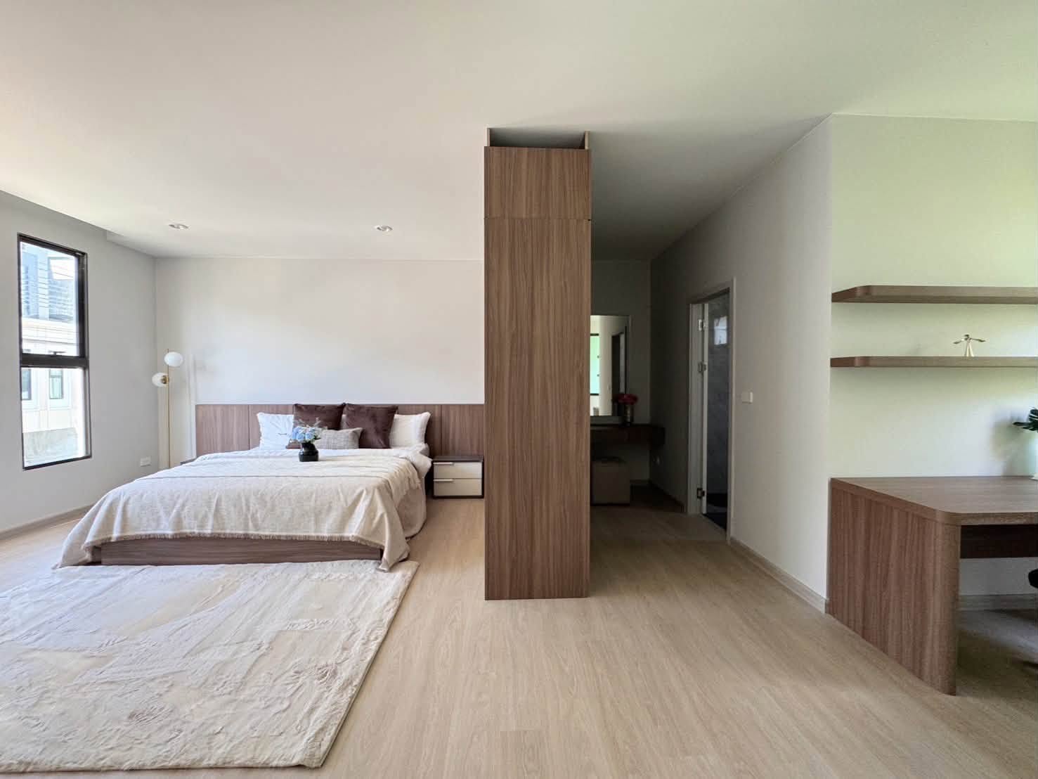 ให้เช่าโฮมออฟฟิศ 3 ชั้น บ้านตัวอย่างจากโครงการ Gravita พระราม 2-ท่าข้าม 250 ตรม.  - Image 5