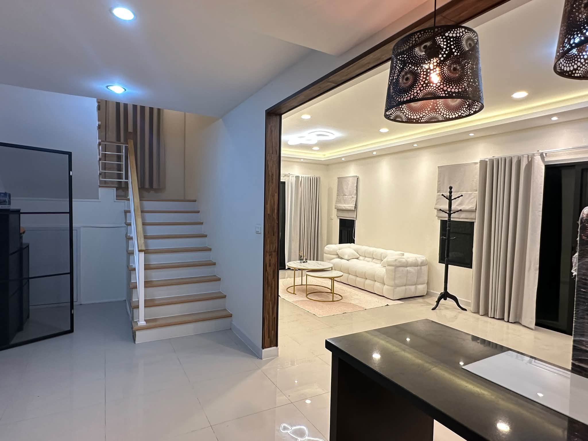 ให้เช่า บ้านเดี่ยว Delight Bangna–Srinakarin | รีโนเวทใหม่ทั้งหลัง | 3 ห้องนอน 3 ห้องน้ำ | ครัว Built-in บุญถาวร - Image 5