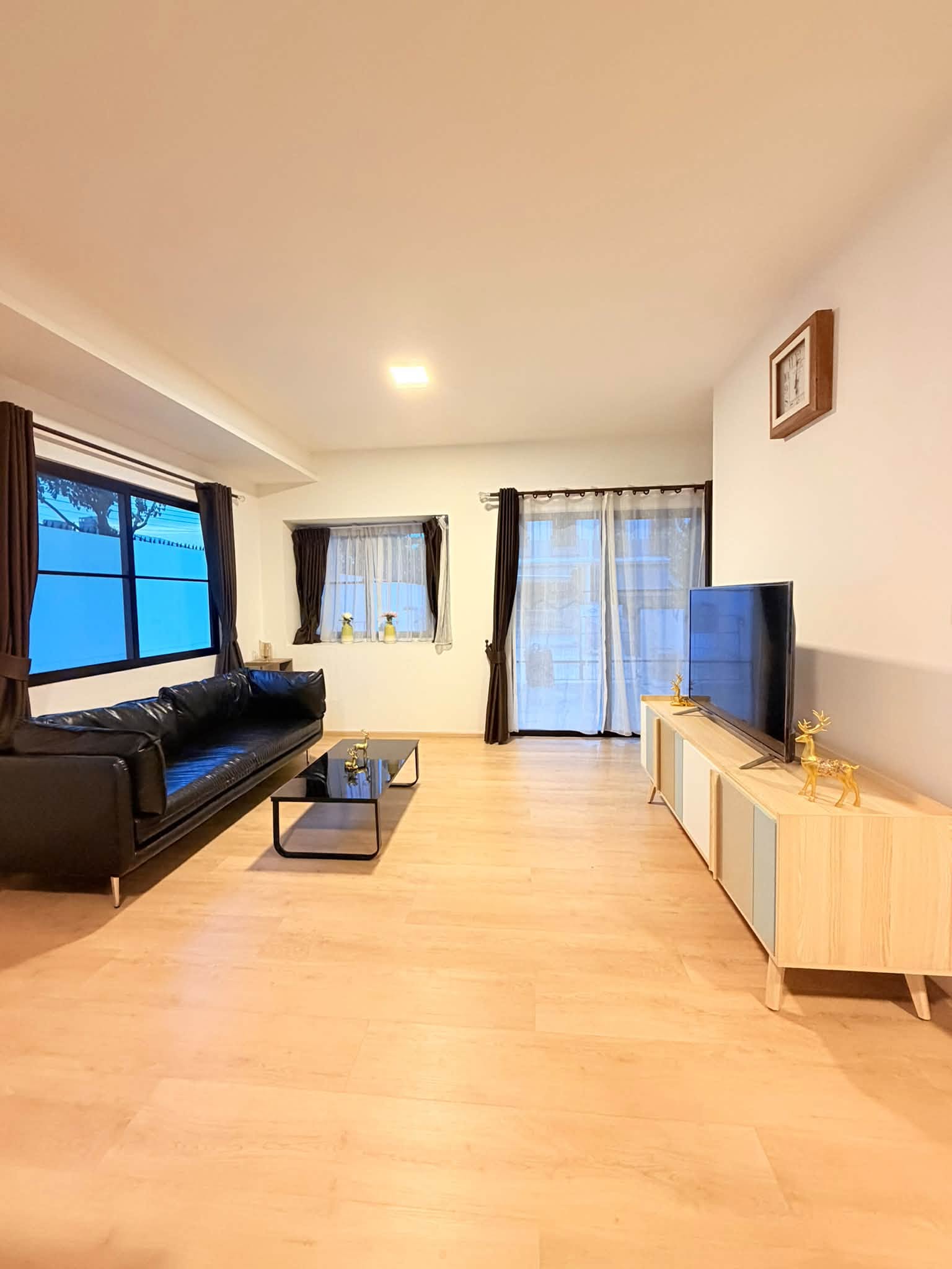 ขาย  ให้เช่า ทาวน์โฮม Indy 5 Bangna Km.7 | หลังมุม มีพื้นที่สวนข้างบ้าน | Fully Furnished | ใกล้ Mega Bangna - Image 5