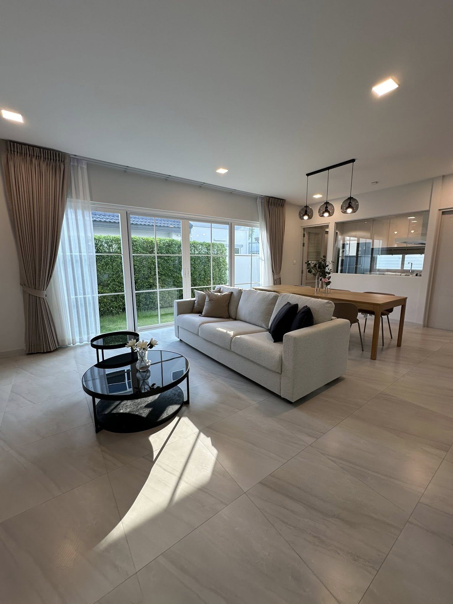 ให้เช่า บ้านเดี่ยวหรู Villaggio 3 (New Project) บ้านไซส์ใหญ่ที่สุดในโครงการ ติดสวนและคลับเฮาส์ - Image 6