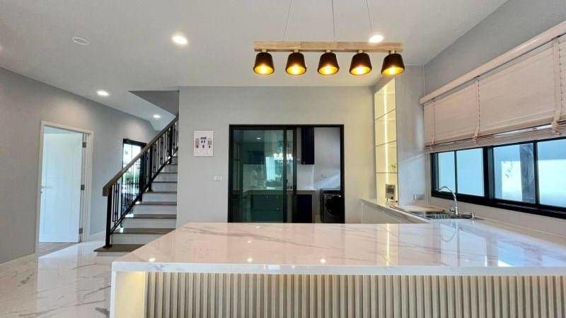 ขาย  ให้เช่า บ้านเดี่ยว เศรษฐสิริ บางนา–สุวรรณภูมิ (แบบบ้าน VICTORY) - Image 6