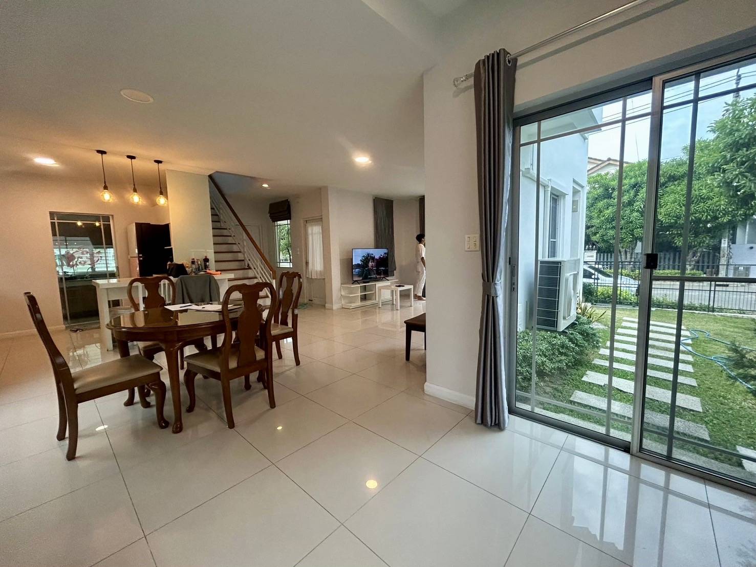 ให้เช่า บ้านเดี่ยว หมู่บ้านมัณฑนา อ่อนนุช–วงแหวน 2 (Manthana Onnut–Wongwaen 2) บ้านติดถนนเมน พร้อมเข้าอยู่ เลี้ยงสัตว์ได้ ทำ Home Office ได้ - Image 6