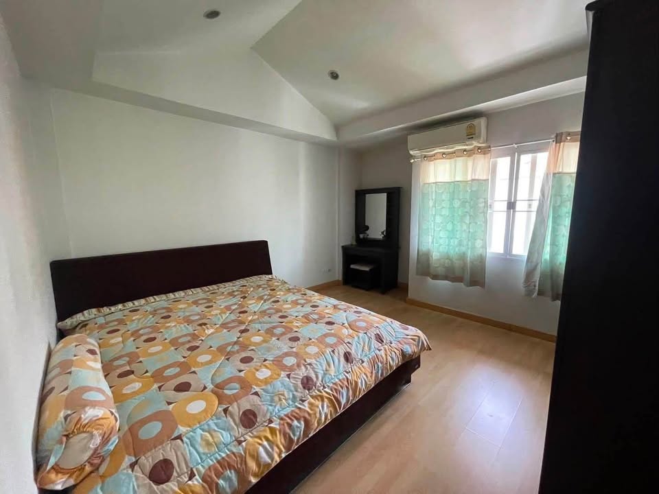 ให้เช่า ทาวน์โฮม 3 ชั้น หมู่บ้านปริญลักษณ์ พระราม 2 | บ้านแปลงมุม | 4 ห้องนอน | Pet Friendly | ใกล้ Central Rama 2 - Image 6