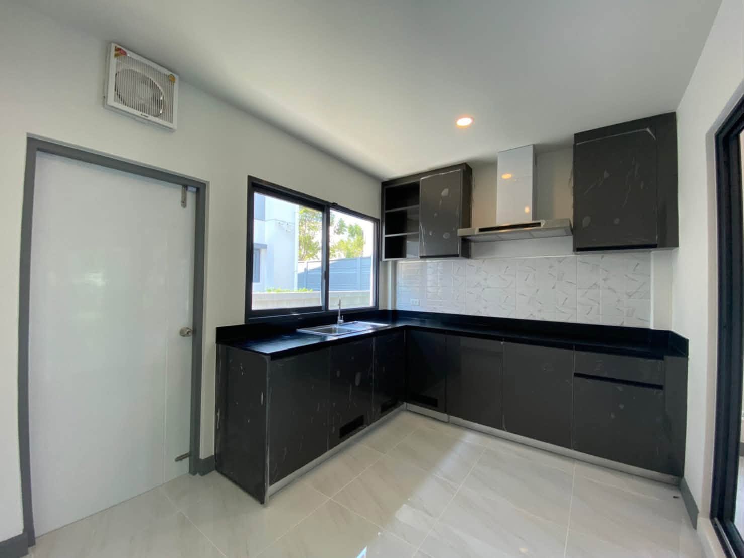 ให้เช่า ขาย บ้านเดี่ยว The City Sukhumvit–Onnut | บ้านแปลงมุม | 252 ตร.ม. | 4 ห้องนอน 5 ห้องน้ำ - Image 6