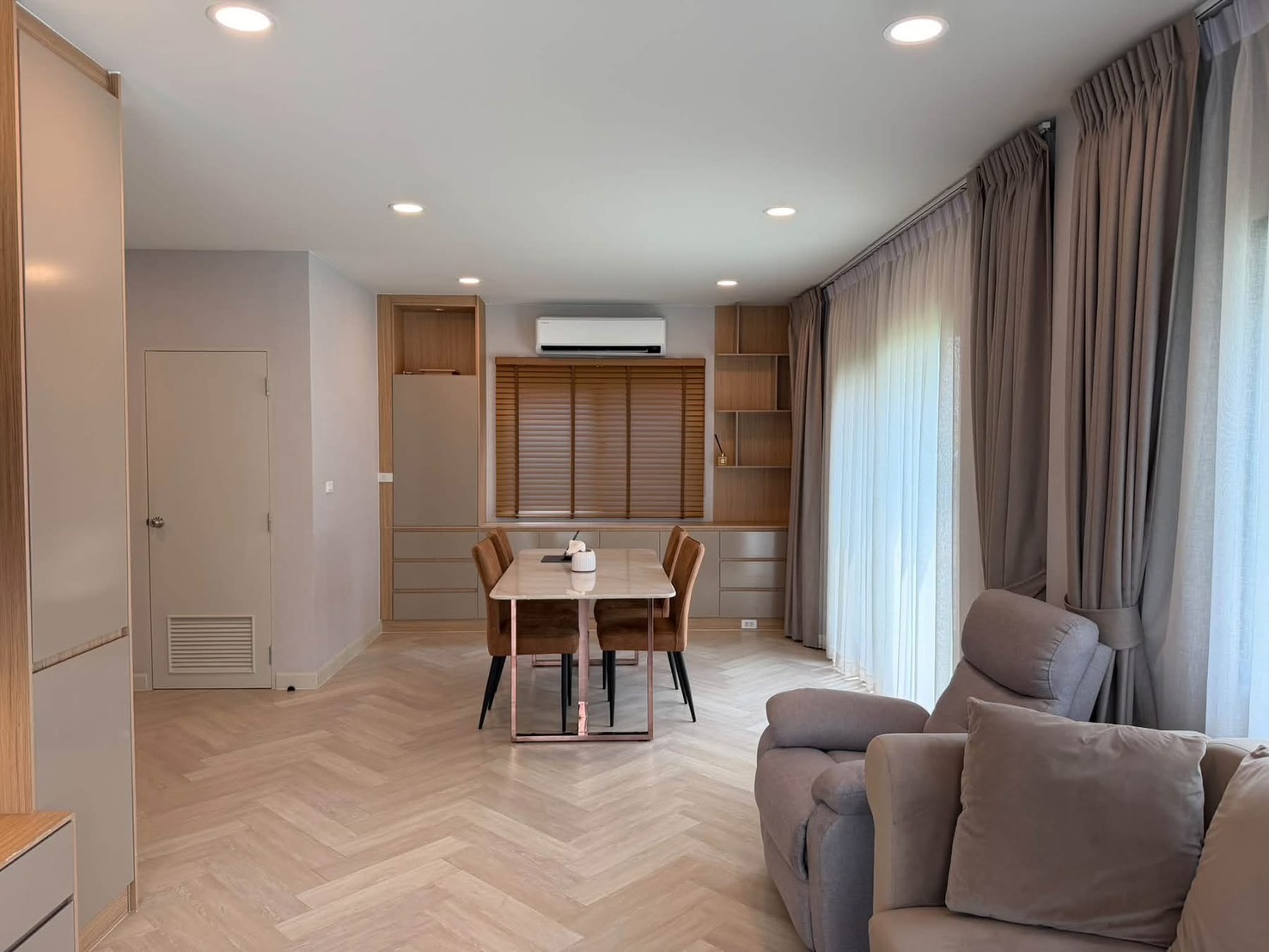 ให้เช่าบ้านเดี่ยว Centro Bangna (เซนโทร บางนา) เฟส 1 สไตล์ Modern Minimal | ตกแต่งครบ Fully Furnished | พร้อมเข้าอยู่ทันที - Image 6