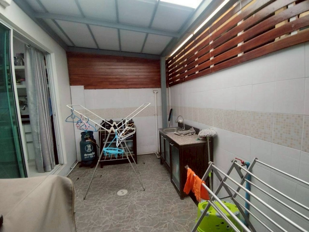 ขายทาวน์โฮม 3 ชั้น โครงการ ดิ เอสเตท ศรีนครินทร์ 2  - Image 7