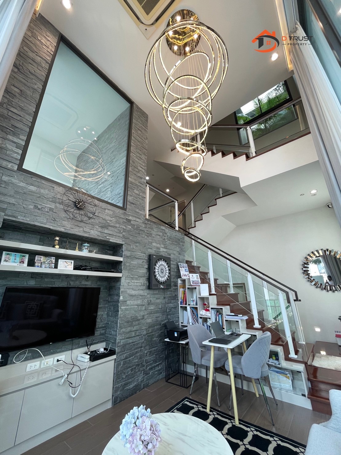 ขายบ้านเดี่ยวหรู 3 ชั้น บ้านกลางเมือง คลาสเซ่ เอกมัย-รามอินทรา  - Image 7