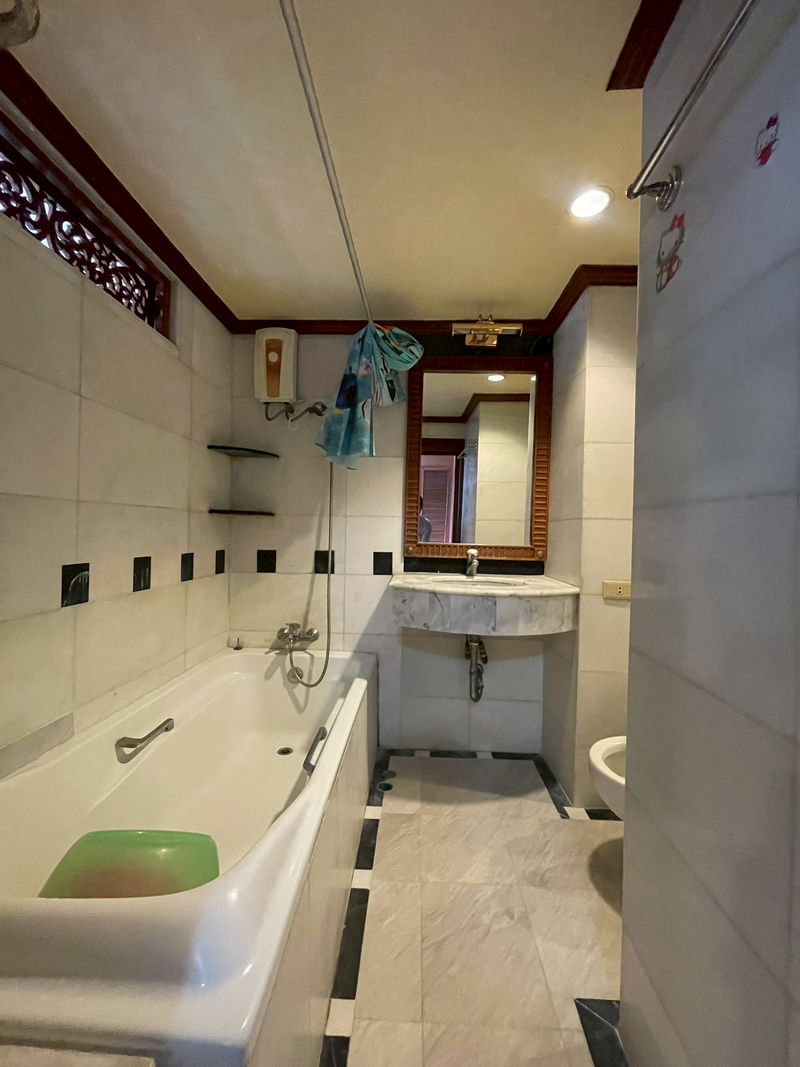 ขายคอนโด ห้องชุดอาคาร First Tower Condominium สุขุมวิท  - Image 7