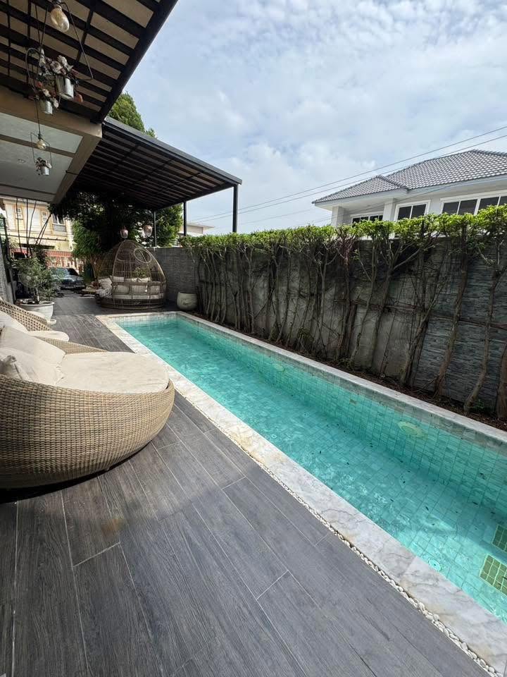 ขาย / ให้เช่า บ้านเดี่ยว Luxury Pool Villa โซนราชพฤกษ์ ทำเล Prime Location ตรงข้าม Central Westville - Image 7
