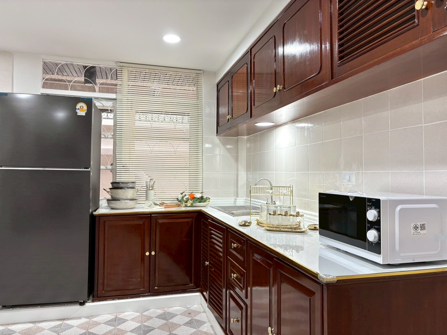ให้เช่า Luxury Pool Villa รัชดา | 5 ห้องนอน | Private Pool | 500 ตร.ม. | ใกล้ MRT ห้วยขวาง - Image 7