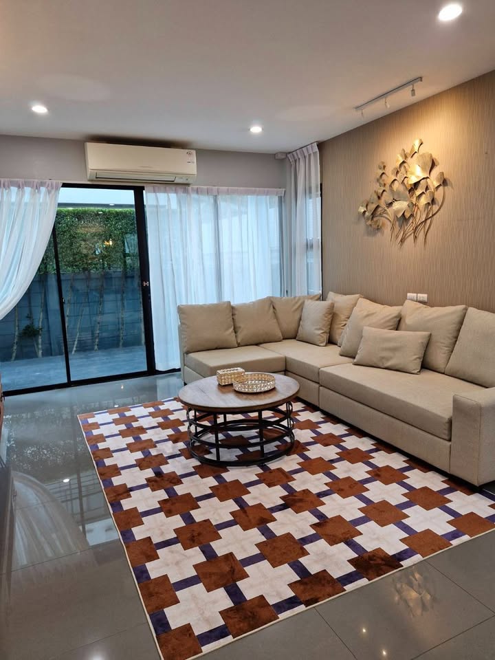 ให้เช่าและขาย บ้านเดี่ยว 3 ชั้น หมู่บ้านลุมพินี สวนหลวง ร.9 - Image 8