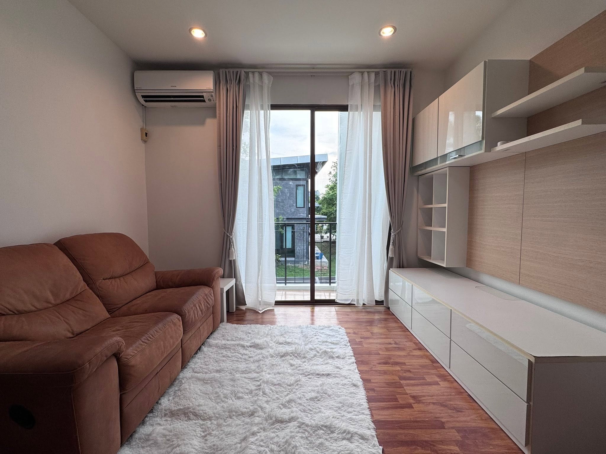 ให้เช่าทาวน์โฮม 3 ชั้น โครงการ The Private Sukhumvit–Bangchak ทำเลสุขุมวิท ใกล้ BTS บางจาก เดินทางสะดวก เข้าเมืองง่าย - Image 8
