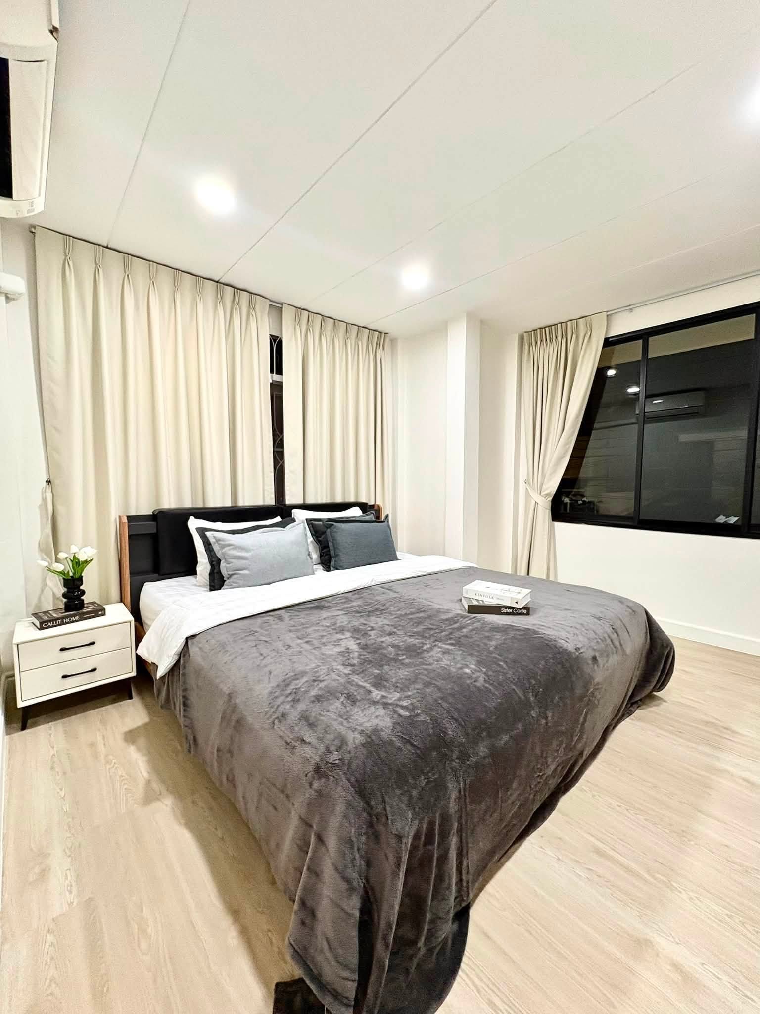 ให้เช่า บ้านเดี่ยวหรู Fully Furnished ย่านห้วยขวาง–สุทธิสาร–รัชดา เลี้ยงสัตว์ได้ ใกล้ MRT สุทธิสาร - Image 8