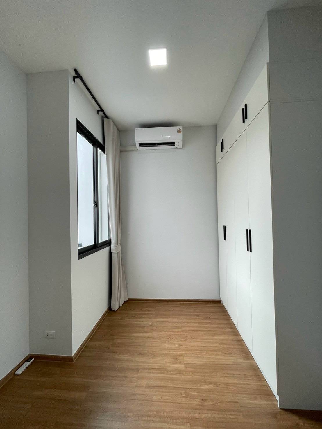 ให้เช่า ทาวน์โฮมใหม่ Pleno Sukhumvit–Bangna 3 | 3 ห้องนอน | แต่งครบพรีเมียม | ฟรี Wi-Fi | ใกล้ Mega Bangna 800 ม. - Image 8