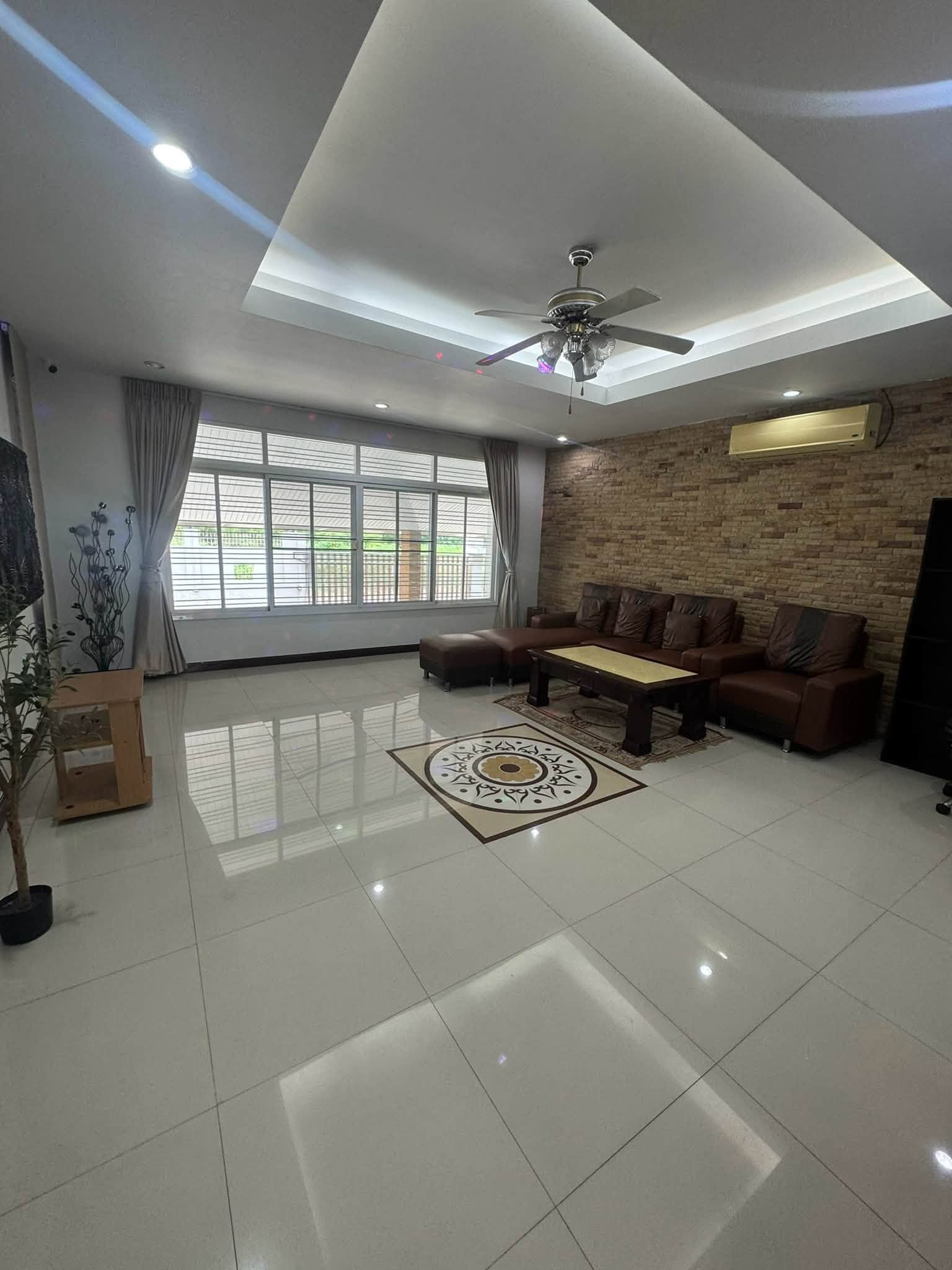 ให้เช่า บ้านเดี่ยว Pool Villa สุขุมวิท 107 (แบริ่ง) | 650 ตร.ม. | 4 ห้องนอน 5 ห้องน้ำ | สระว่ายน้ำส่วนตัว - Image 8