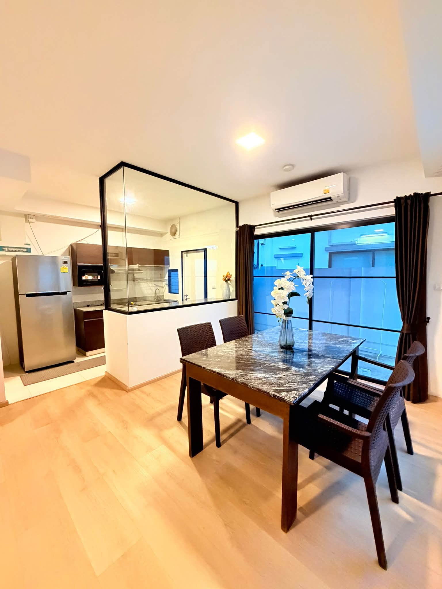 ขาย  ให้เช่า ทาวน์โฮม Indy 5 Bangna Km.7 | หลังมุม มีพื้นที่สวนข้างบ้าน | Fully Furnished | ใกล้ Mega Bangna - Image 8