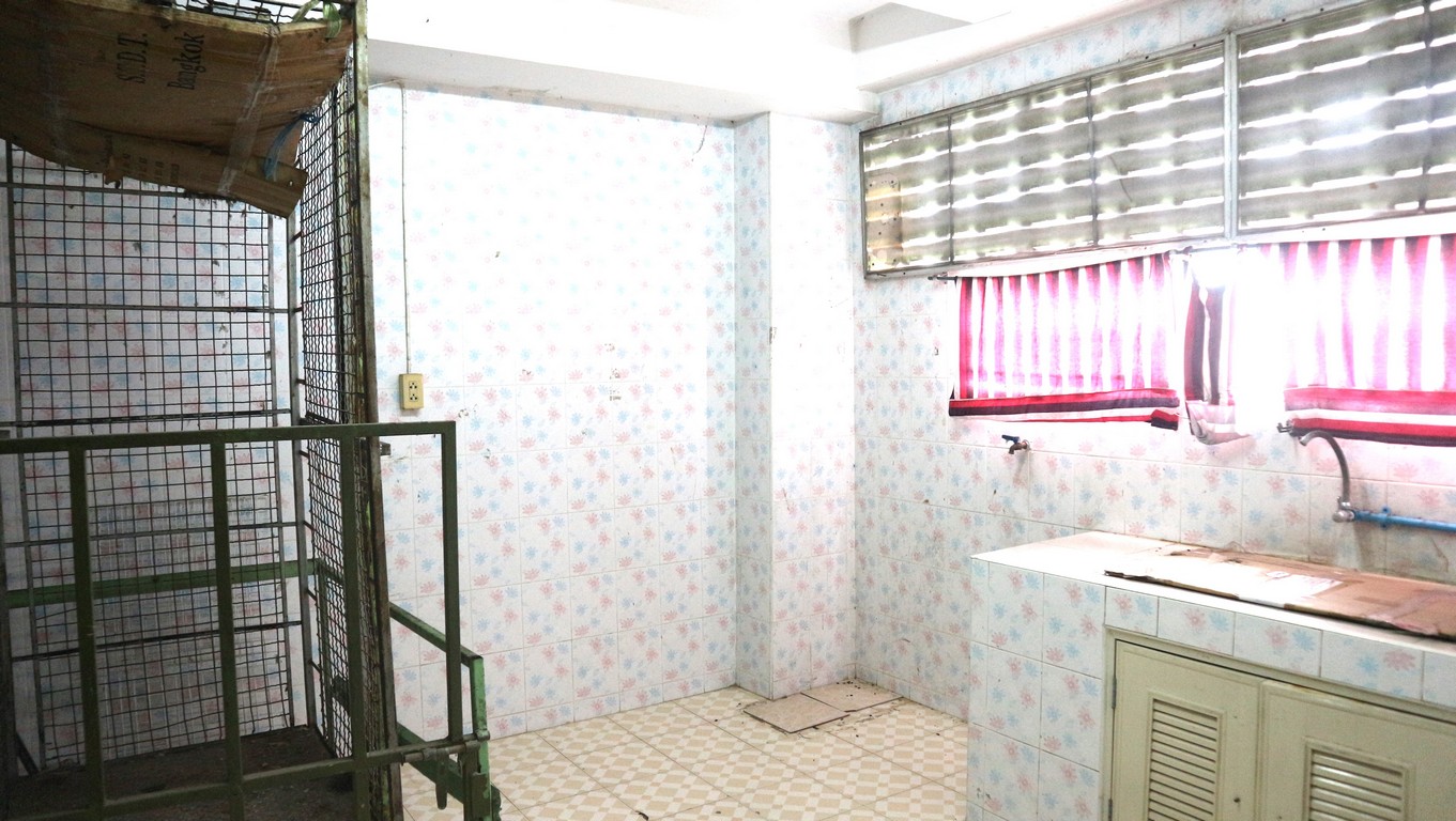 ขายอาคารพาณิชย์ ตึกแถว ม.สุนทร7 ( 4.5 ชั้น )ถนนเอกชัย89 บางบอน บางขุนเทียน พระรามสอง  - Image 9