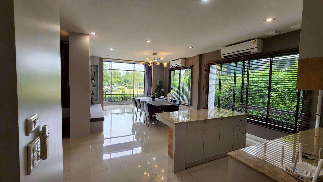 ให้เช่าและขาย บ้านเดี่ยวหลังมุม ติดสวน โครงการ THE GRAND พระราม 2 (โซน Grandio)  - Image 9