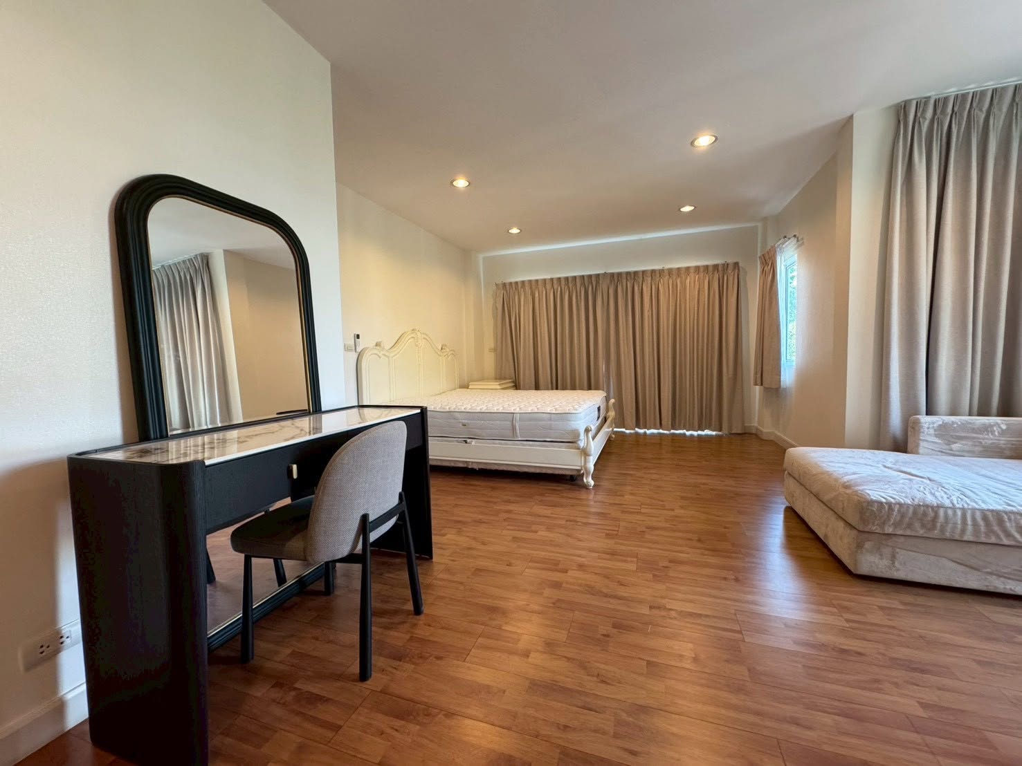 ให้เช่า บ้านเดี่ยว Bangkok Boulevard Ratchada–Ramintra 2 | 234 ตร.ม. | 3 ห้องนอน + ห้องแม่บ้าน | Fully Furnished | รับต่างชาติ - Image 9