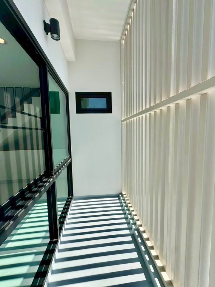 ให้เช่า Modern Luxury Home Office บ้านแฝด 3 ชั้น ใหม่แกะกล่อง  - Image 10