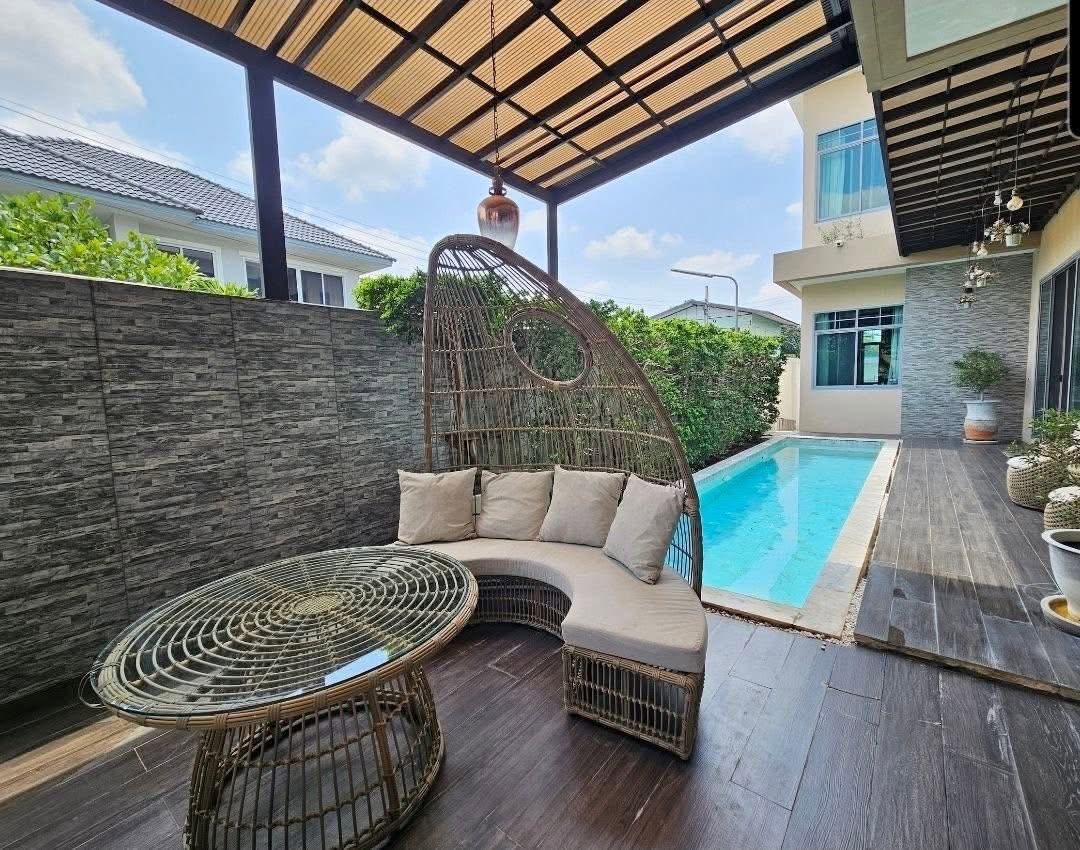 ขาย / ให้เช่า บ้านเดี่ยว Luxury Pool Villa โซนราชพฤกษ์ ทำเล Prime Location ตรงข้าม Central Westville - Image 10