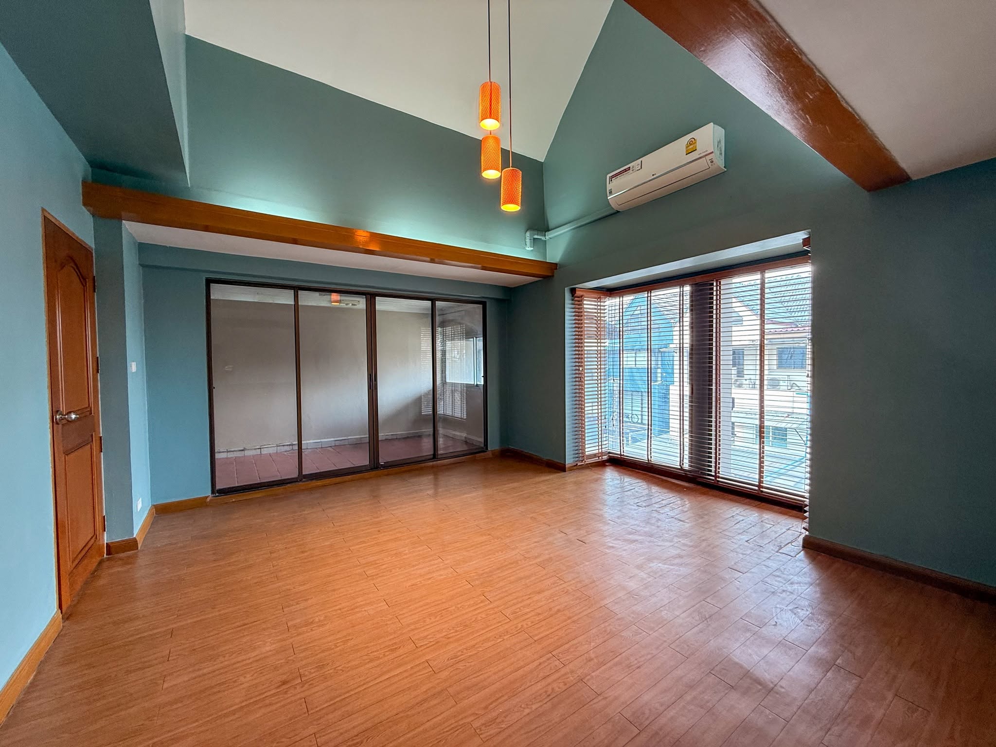 🏢 ให้เช่า ทาวน์โฮม / โฮมออฟฟิศ 3.5 ชั้น Town in Town ศรีวรา หลังหัวมุม จดทะเบียนบริษัทได้ - Image 10