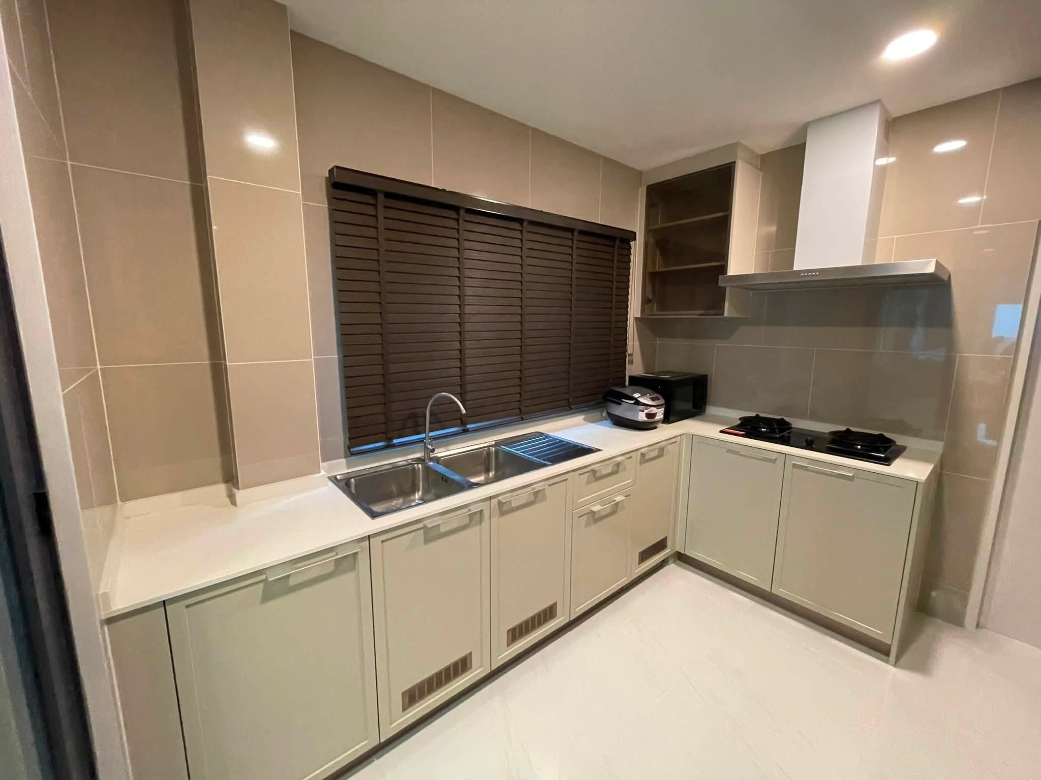 ให้เช่า THE CITY Bangna 3 | บ้านใกล้สวน | 326 ตร.ม. | 4 ห้องนอน 5 ห้องน้ำ | Fully Furnished | Pet Friendly - Image 10